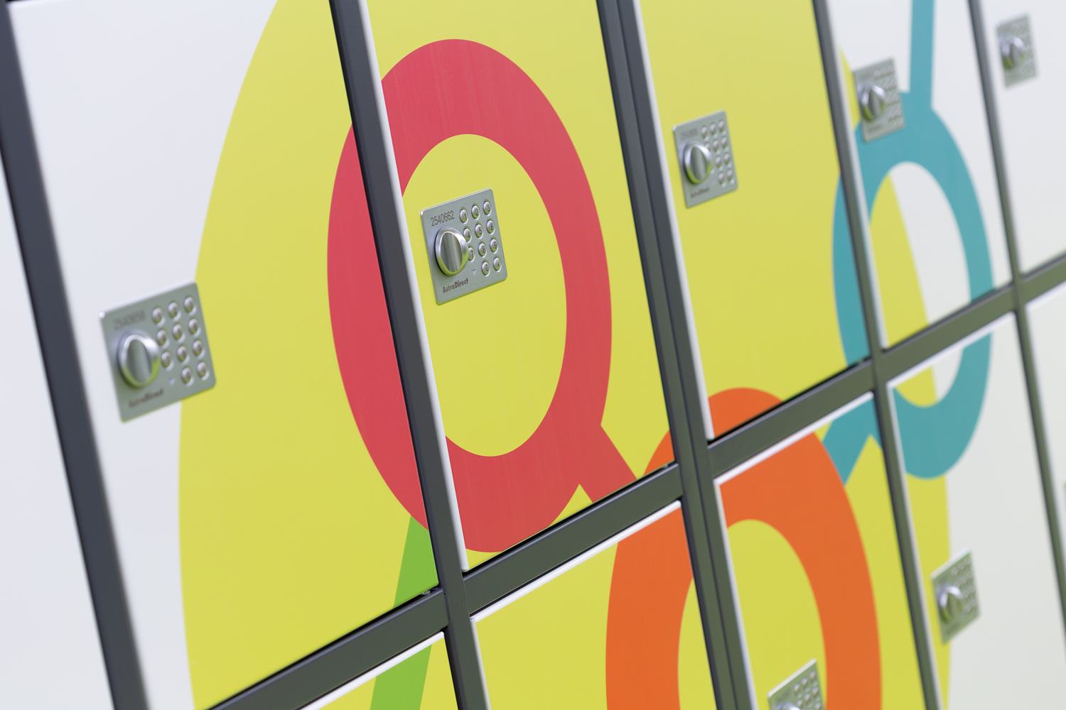 astradirect Schließfächer, Friedrich Schiller Gemeinschaftsschule Eislingen Die Schließfächer von astradirect, in der Friedrich Schiller Gemeinschaftsschule in Eislingen