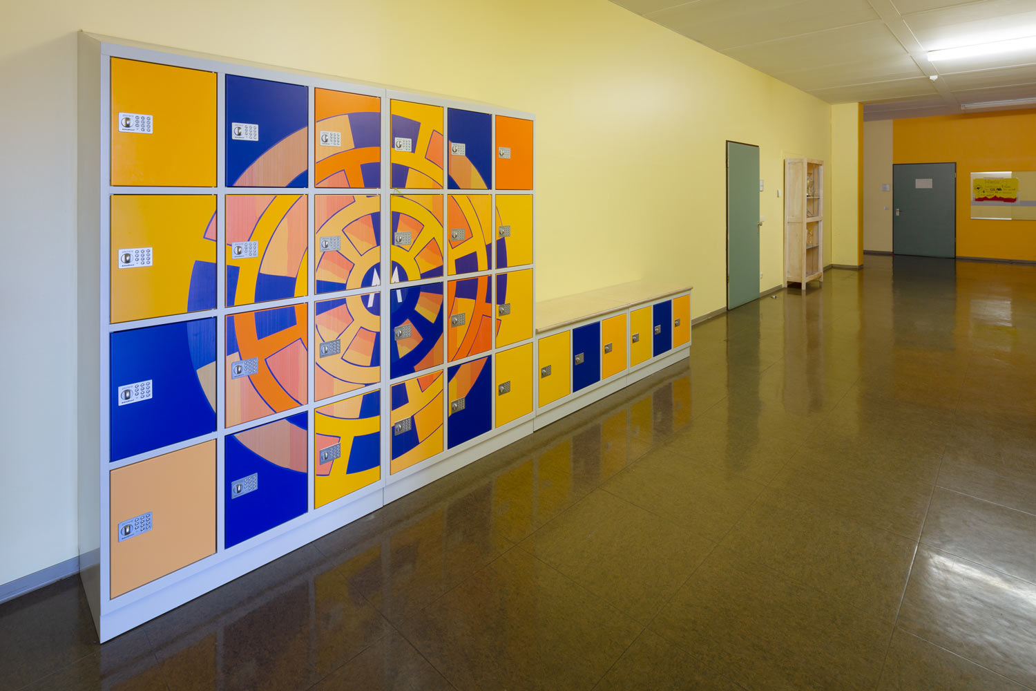 astradirect Schulschließfächer, Mittelschule Meitingen Die astradirect Schulschließfächer, in der Mittelschule Meitingen